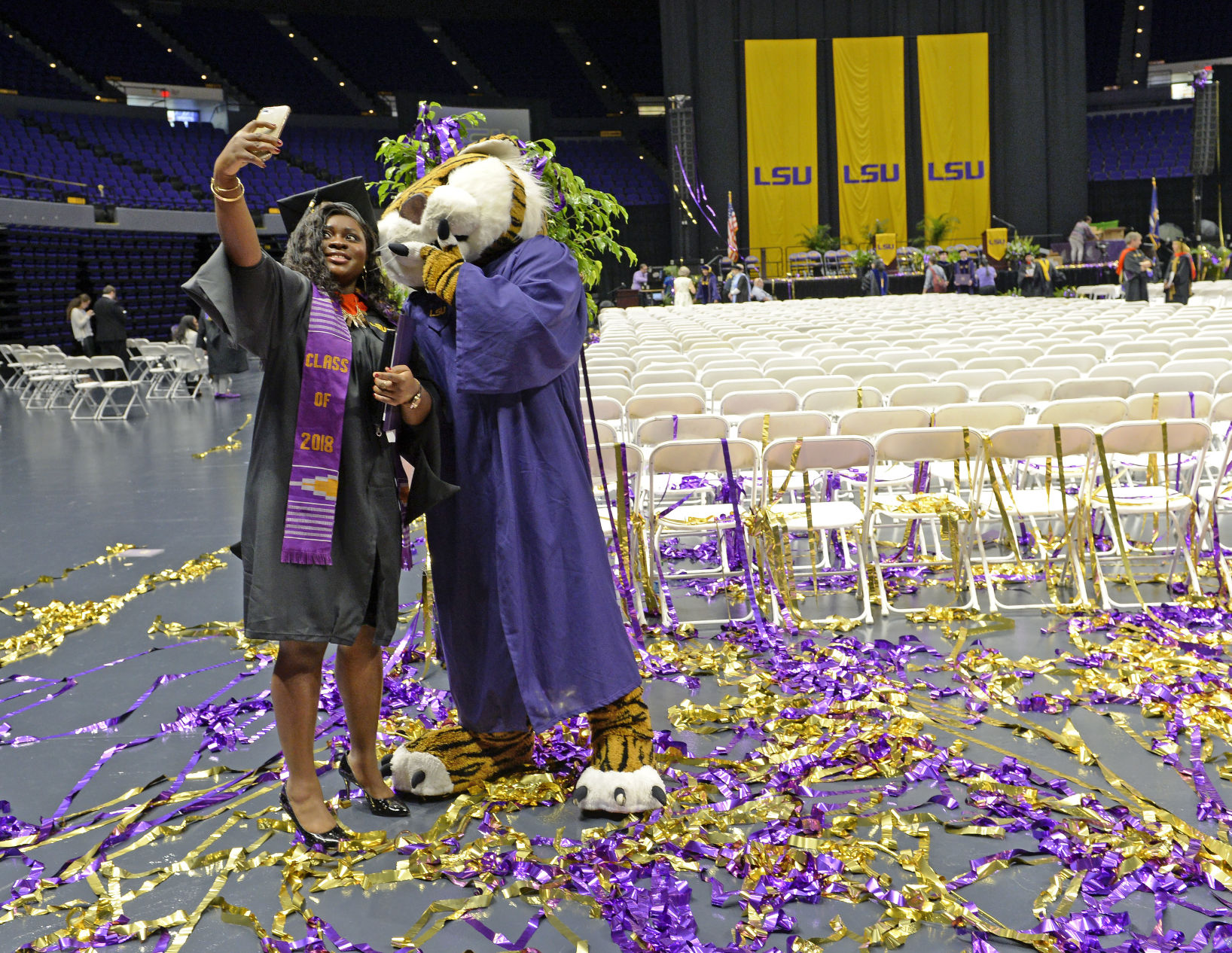 lsucommencement0155.080418 bf